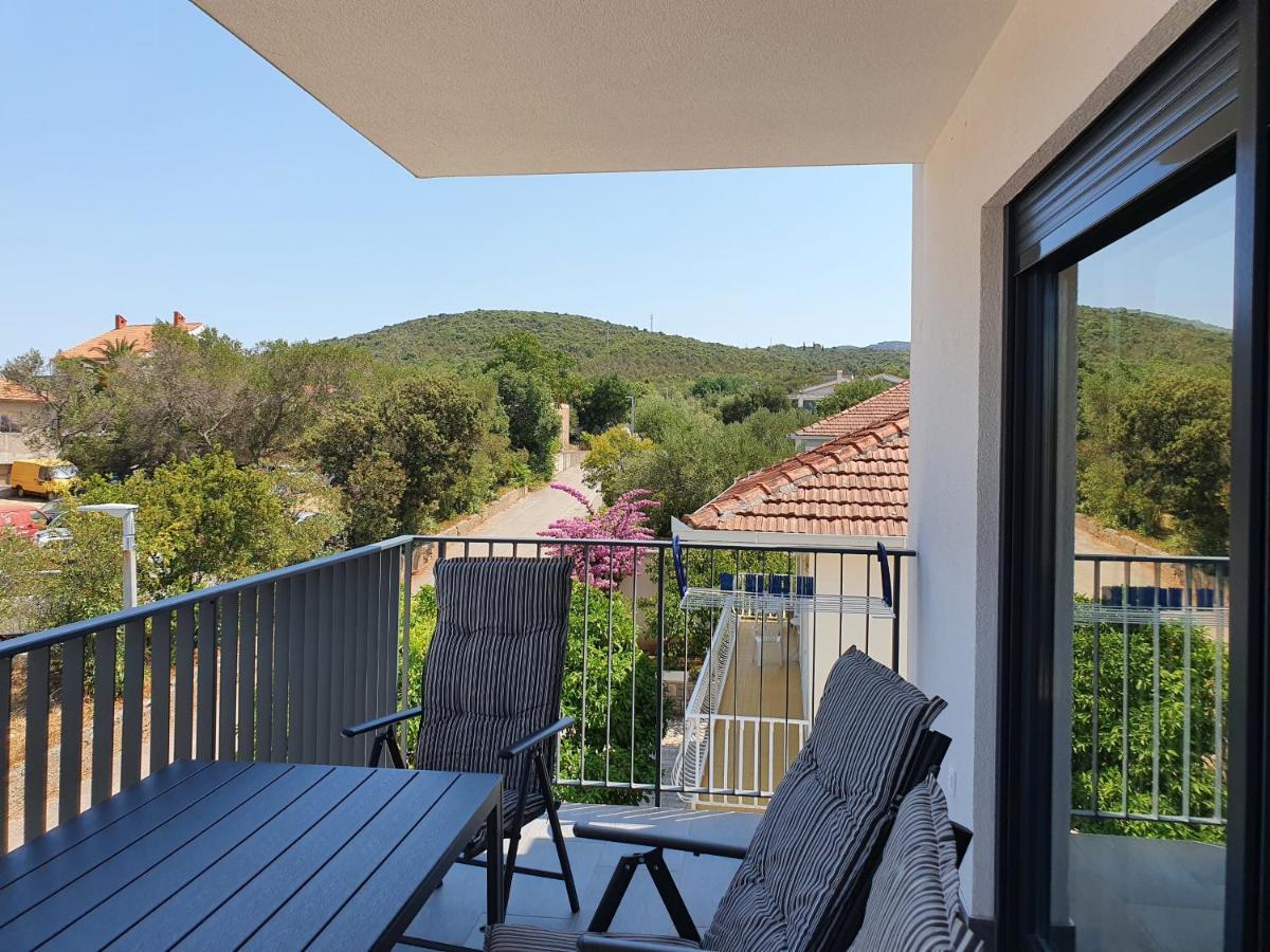 Apartmani Nerium Lovište Kültér fotó