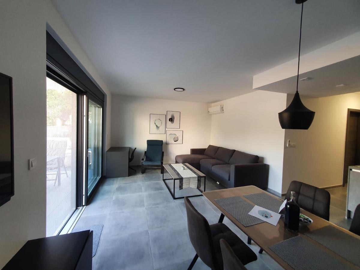 Apartmani Nerium Lovište Kültér fotó